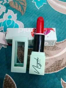 Neyah Mid Matte Lipistic