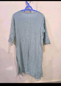 Set of 4 Kurtis size 40