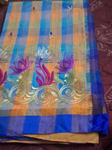 Floral Embroidered Checkered Saree