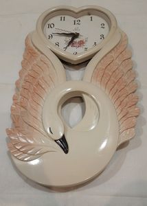 Wall Clock &amp; Decor ⏰️