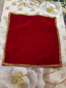 Red Velvet kreshna rajai gadda colour re