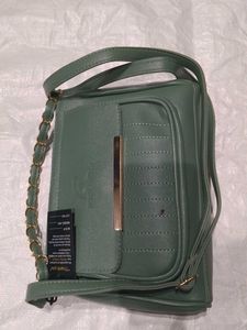 Stylish Green Crossbody Bag