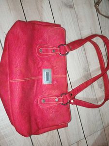 Red Plountit Shoulder Bag