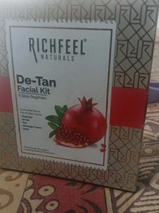 Richfeel Naturals De-Tan Facial Kit