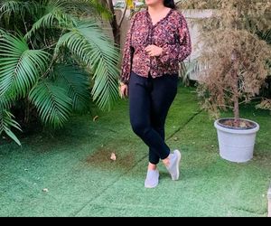 Awesome Top For Collge N Office Wear