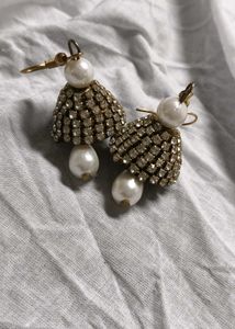 Pearl Rhinestone Earrings