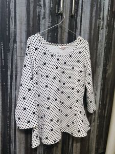 White polkar Dot Top