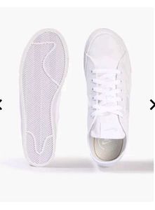 Nike White Sneakers( ORIGINALS )