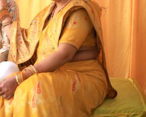 Heavy Mustard Saree 🦋