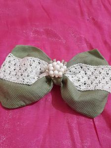 Cute Green pearl Hair Bow
