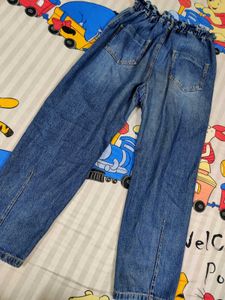 Classy Boyfriend Jeans 👖( Mostly U***)