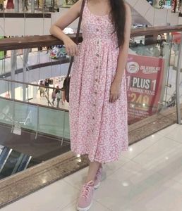 Price Drop😲 Pink And White Sleeveless Dress