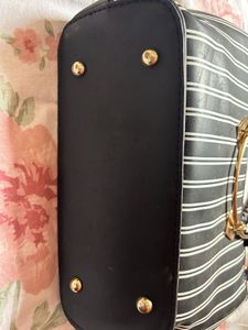 Striped Heart Handle Bag