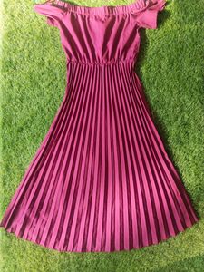 SASSAFRAS High Low Maroon Off Shoulder Dress🍷