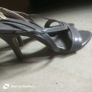 Corsica Grey chic Heels