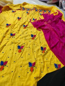 4 Mtr Long With Duppatta Suit (Issue)
