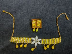 Yellow Floral Shimmer Choker Set For Haldi !
