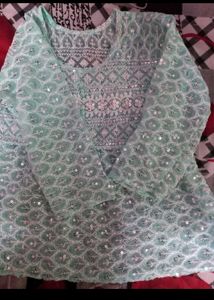 Combo Of 4 Tops And Tunics -Leaf Print V-Neck Top