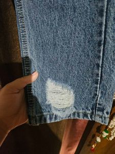High Waisted Distressed Jeans