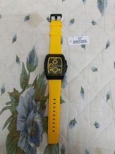 Naviforce Yellow Watch