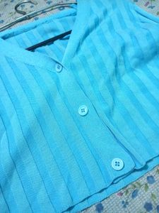 Full Sleeves Cyan Colour Top