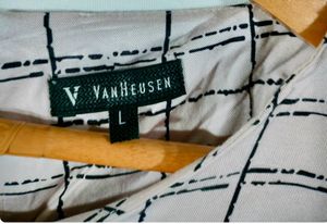 Van Heusen Tunic Crop Top -L Size
