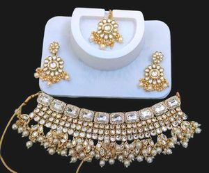 New Beautiful Kundan Plus Diamond Neckpiece Set