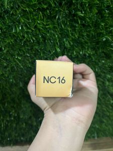 MAC Studio Fix Fluid Foundation SPF 15