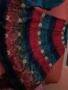 Ghagra set with top+bottom+dupatta - Like new