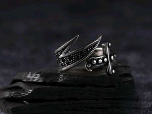 Uniquely Yellow Coloured Eye Silver Sword Ring