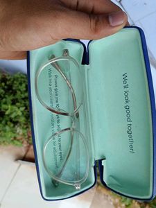 Stylish Clear Frame Glasses
