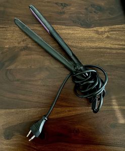 STRAIGHTENER