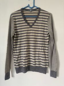 Uniqlo Striped V-Neck Sweater