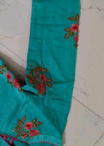 Beautiful Stright Kurti