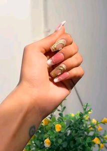 Customised Press-on Nails