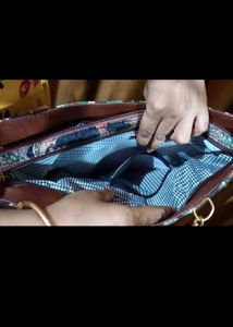 Ladies Bag With 4 Zipper Pockets