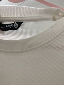 Basic T-Shirt