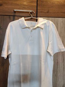 Gap White T-shirt