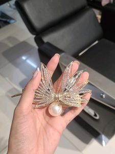 Sparkling Butterfly Hair Clip