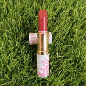 Estee Lauder Limited Edition Lipstick