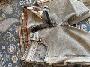 Roadster Gray Denim Skinny Jeans