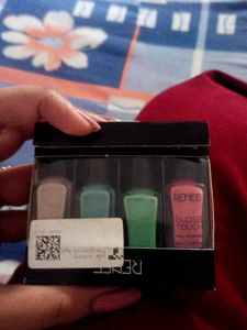Renee Gloss Touch Nail Enamel