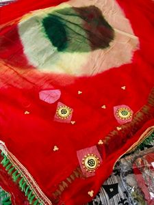 Red Bandhani Dupatta And Odana