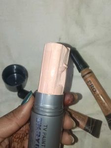 LA Girl Pro Concealer Bundle