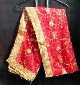 RED & GOLD  CHUNNI/CHUNRI