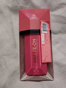 Hillary Rhoda Matte On Lipstick