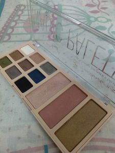 Dodo Girl Magic Palette