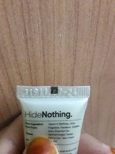 Minimalist Vitamin K+ Retinal 01% Eye Cream