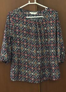 Patterned 3/4 Sleeve Top