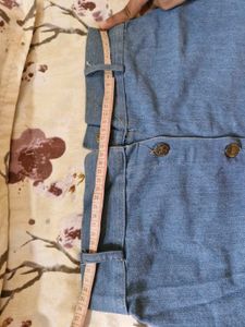 Vintage-Style Denim Midi Skirt